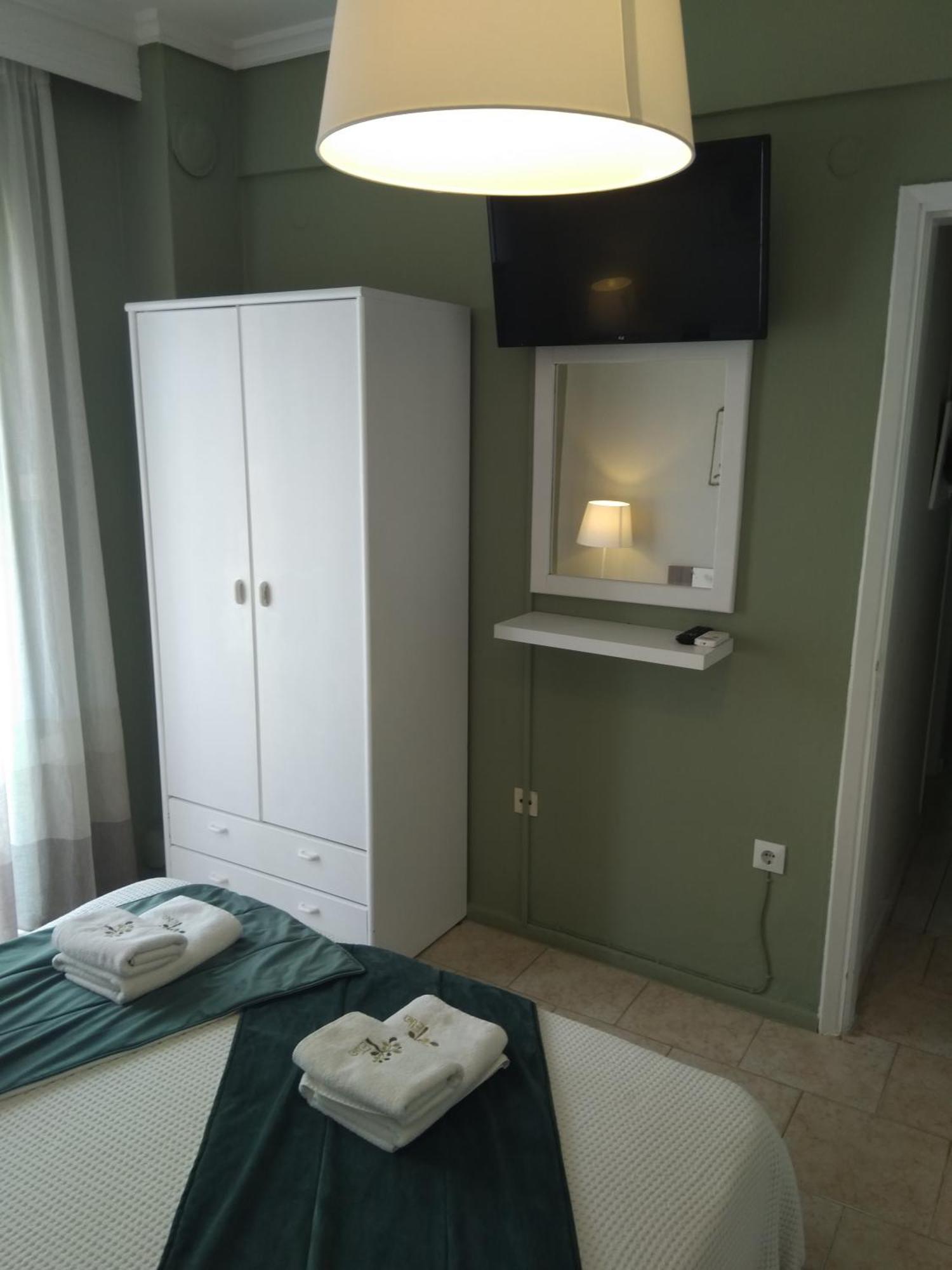 Dionisos Elia Aparthotel Paralia Dionysiou Exteriör bild